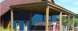 Platz für hohes Wohnmobil im XXXL-Carport Platz für Wohnmobil im Carport